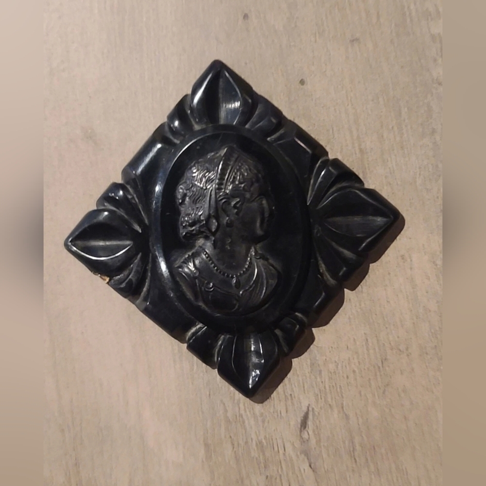 Vintage Large Black Cameo Brooch Pin - Missing Pin- Repair/Damaged ~Read Details